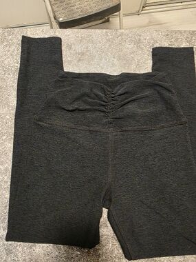 Beyond Yoga Girls Black Ruched High-Waist Leggings